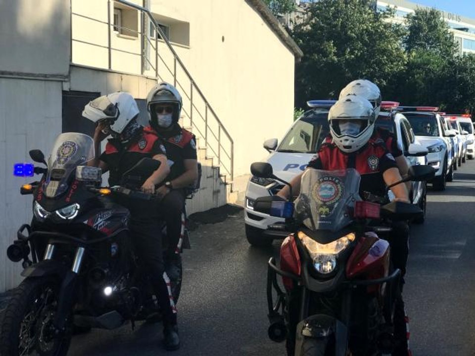 Kağıthane polisinden Gültepe' de dev asayiş denetimi