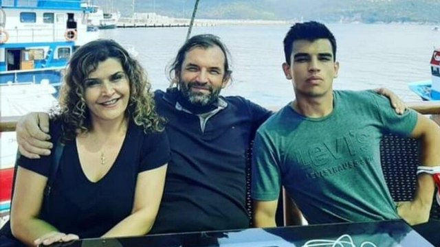 Denizde yüzerken sürat teknesinin çarptığı kadın öldü