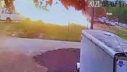 ABD'de evin yanına düşen küçük uçak alev topuna döndü