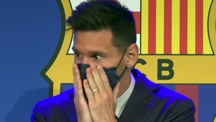 En larmes, Messi dit adieu au Barça et se rapproche du PSG