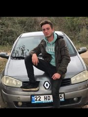Son dakika haber... OTOMOBİLLE ÇARPIŞAN MOTOSİKLETİN SÜRÜCÜSÜ EMİR ÖLDÜ; KAZA ANI KAMERADA