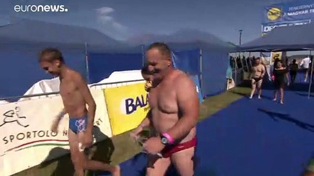 Balaton Cross Swimming no lago Balaton na Hungria
