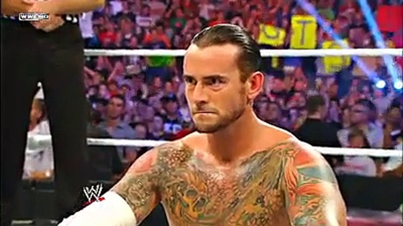John Cena vs CM Punk lucha completa MITB 2011