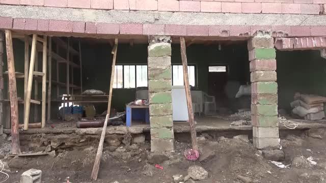 AK Parti'li Leyla Şahin Usta, selden etkilenen mahallelerde incelemelerini sürdürdü