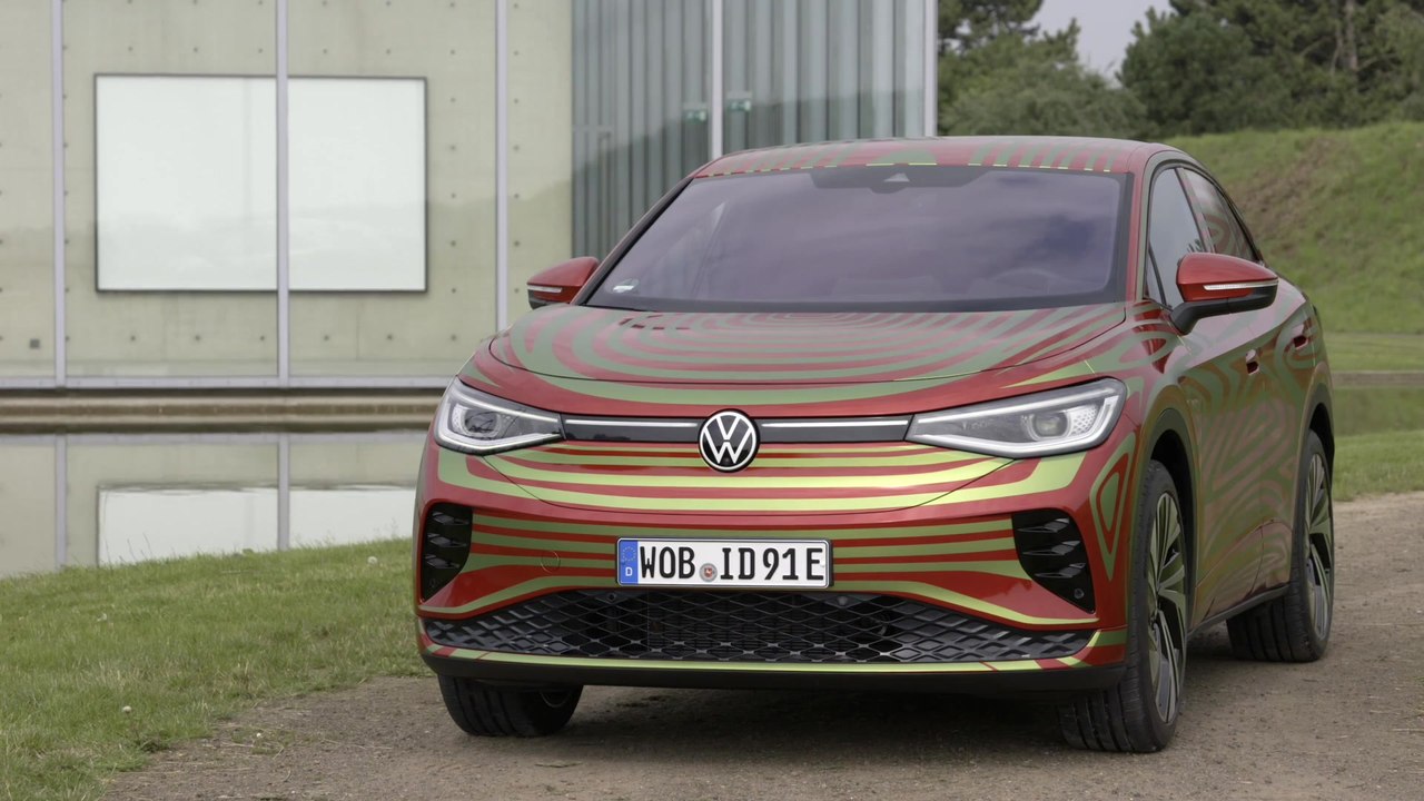 Volkswagen ID.5 GTX Design Covered car