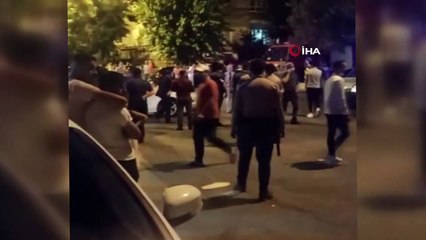 Ambulansla otomobil çarpıştı, sağlık çalışanları yaralandı