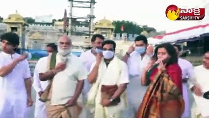 తిరుమల శ్రీవారిని దర్శించుకున్న పలువురు ప్రముఖులు