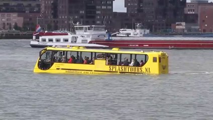 Wow Rotterdam Splash Bus. Seeing is believing!! - Bus Driving Through Water