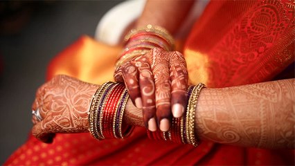 Hariyali Teej 2021: मेहंदी का रंग गहरा करने के लिए इस्तेमाल करें ये तरीके । Boldsky