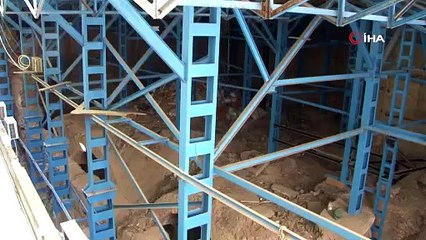 Tarihi kalıntının üzerinde iş hanı ve otel