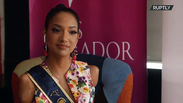 Model with no arms and one leg takes part in Miss Ecuador contest