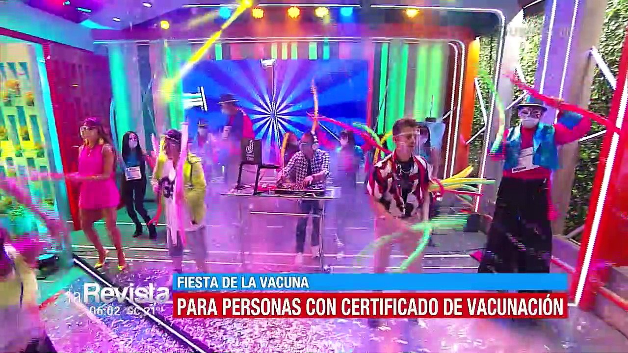 Humor: Con certificado en mano, así vivimos la ‘Fiesta de la vacuna’ en La Revista, parte 1