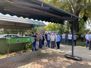 Son dakika! Balıkesir'deki yolcu otobüsü kazasında hayatını kaybeden 4 kişi defnedildi