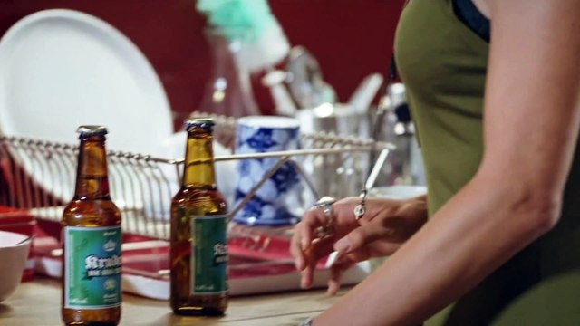 Plus belle la vie : [Indiscrétion] - César drague Emma