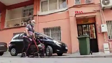 Kendisini uyaran engelli adamı darp etti