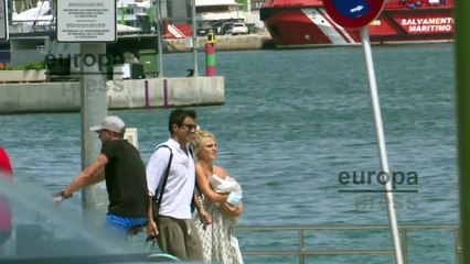 Ivana Icardi y Hugo Sierra llegan a casa con la pequeña Giorgia