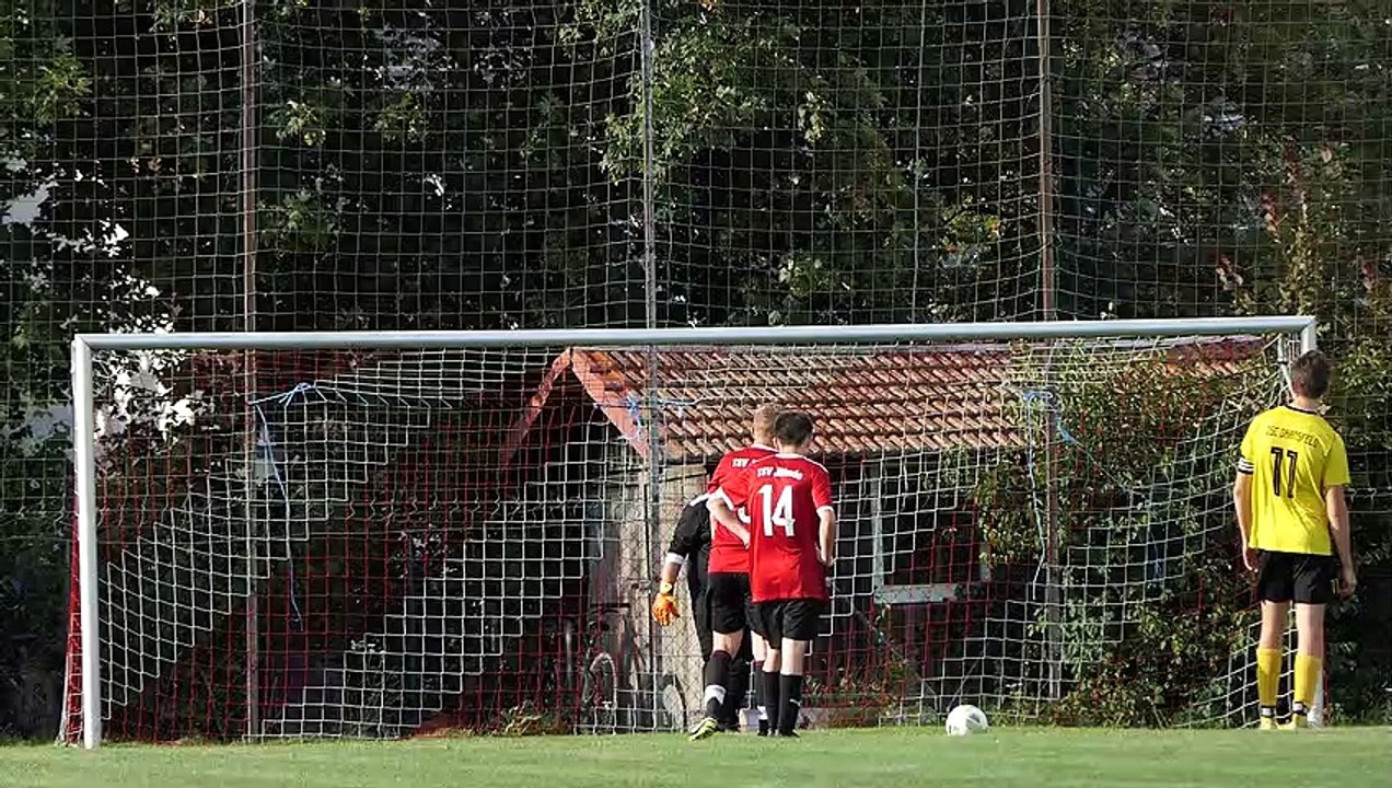 Das 3:4 für den TSV Jühnde durch Philip Gadzikowski gegen Dransfeld