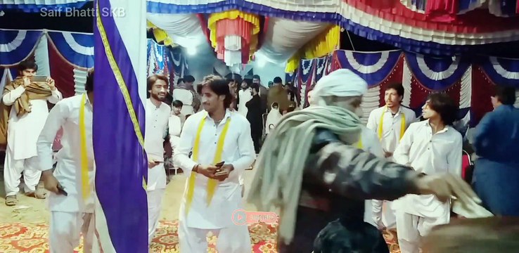 Saraiki jhumar traditional and cultural dance dhool been çhapir