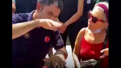 Bakan Kurum, yangın bölgesinde vatandaşların sorunlarını dinlerken tansiyon yükseldi