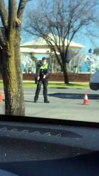 Dancing Cop Entertains Aussie Drivers During Lockdown