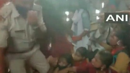 झारखंड में छात्राओं पर लाठीचार्ज का विडियो वायरल, मंत्री ने दिए जांच के आदेश