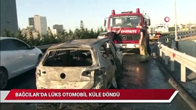 Bağcılar'da alev alev yanan lüks otomobil küle döndü
