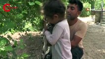 Ayakları tutmayan yavru yaban keçisini evinde besledi