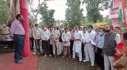 MLA की अफसरों को धमकी, 'बोले-हमारी सरकार बनी तो बुलाकर नौकरी करवाऊंगा', वीडियो वायरल