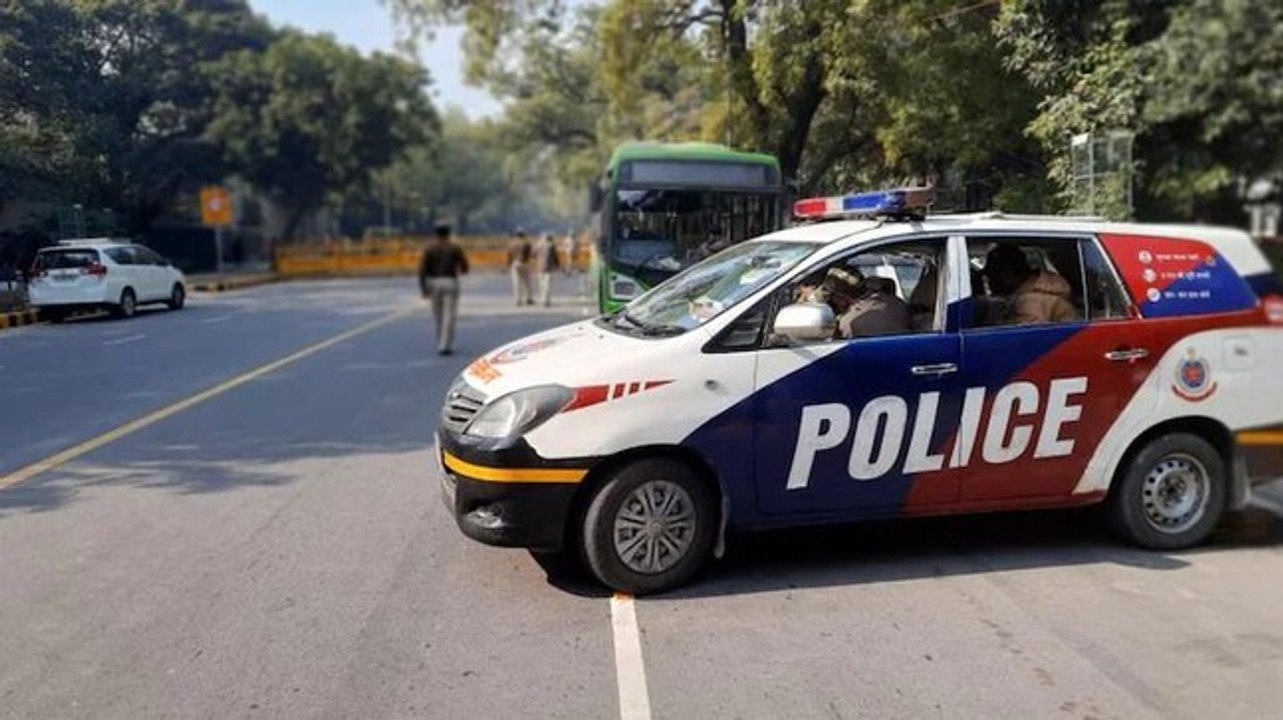 Jantar Mantar communal rally case: 6 people arr...