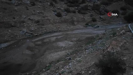 Çağlayan gibi akan Homurlu Şelalesi kuruma noktasına geldi