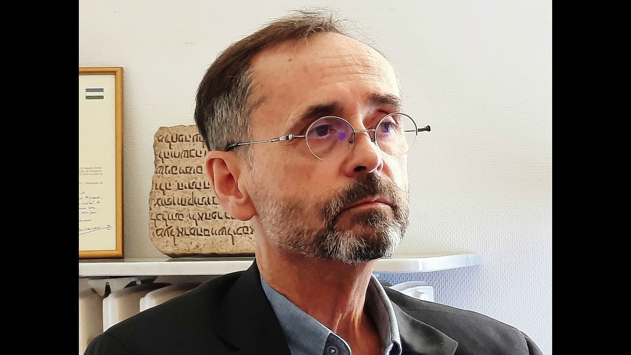 Investir dans l'ASBH était une nécessité pour la survie  du club  de rugby de Pro D2 dixit Robert Ménard le maire de Béziers