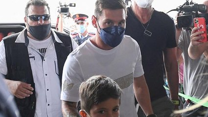 Son Dakika: Barcelona'dan ayrılan Lionel Messi, resmen PSG'de