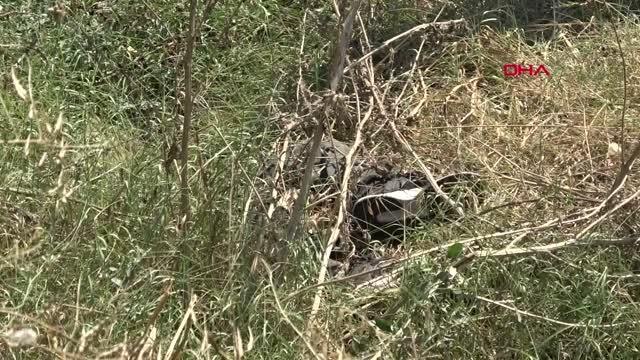 ÇÖP SANDIĞI AYAKKABIYI ALMAK İSTERKEN CESET BULDU