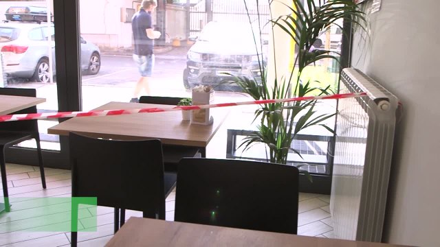 Green Pass, ristoratore milanese transenna i tavoli interni: Impossibile lavorare e fare i controllori