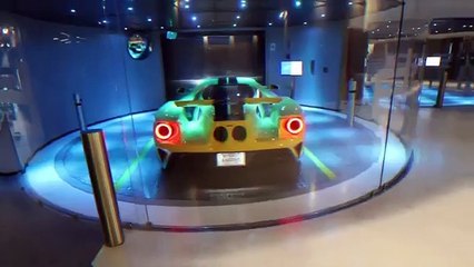 O Tesla mais potente venceu prova contra o Porsche Taycan