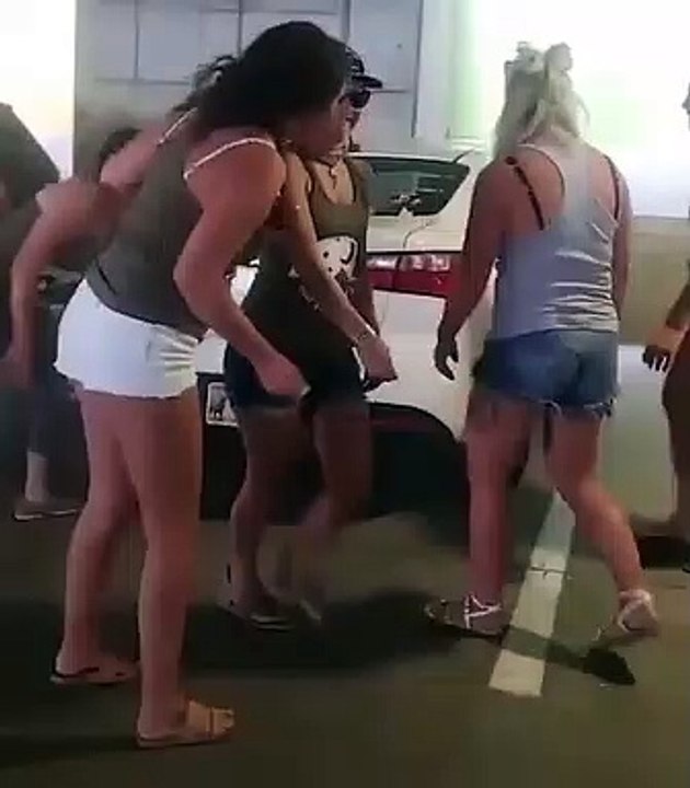 mulheres, estacionamento, EUA