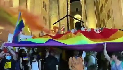 Protesto LGBTQ em Tbilissi, Geórgia 🌈