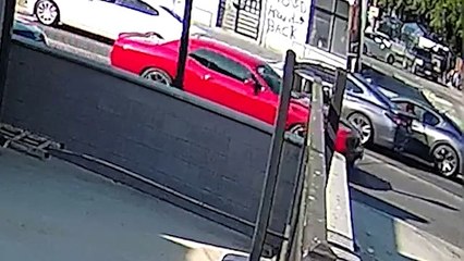 Condutor "abre fogo" após desentendimento de trânsito.