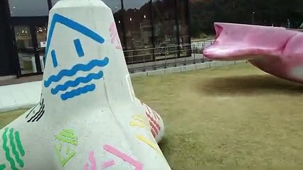 Covid-19. Cidade japonesa usa apoios a fazer estátua de lula gigante