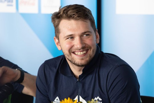 Luka Doncic Signs 5-Year $207 Million Extension With Mavericks