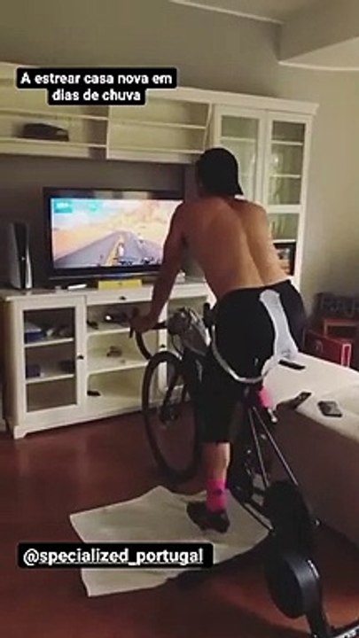 Tiago Teotónio Pereira partilha momentos de estreia na casa nova