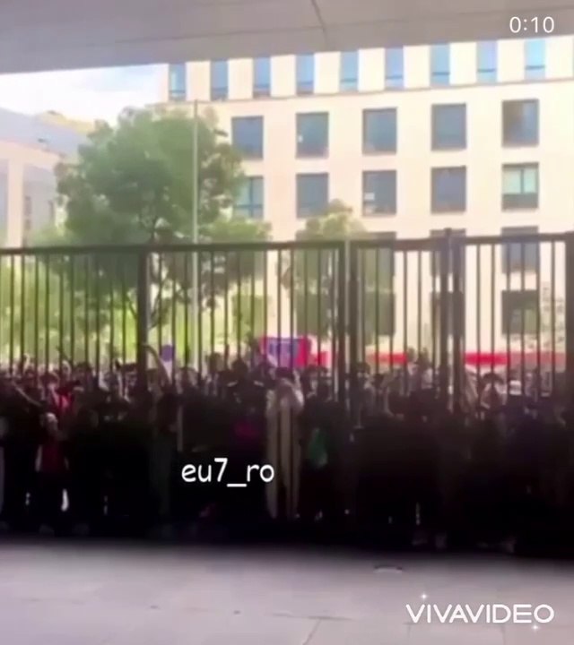 That is how psg fans received Messi