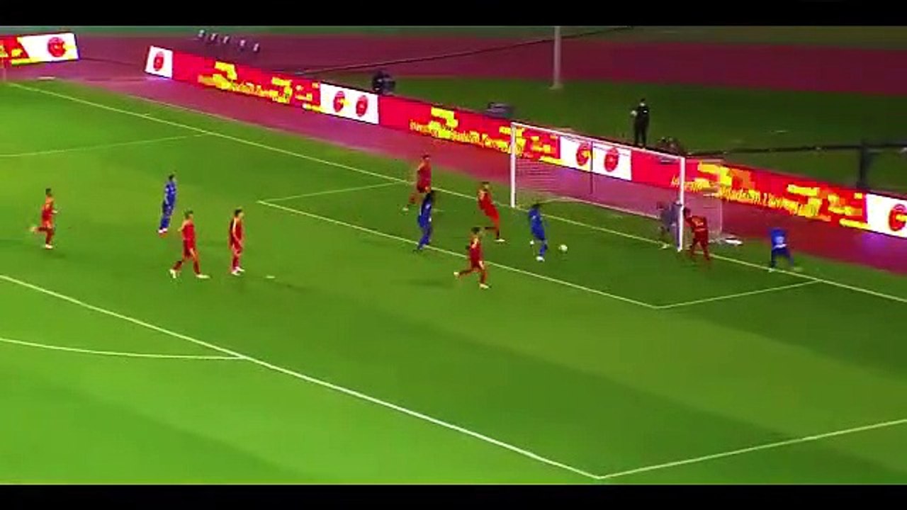 André Carrillo