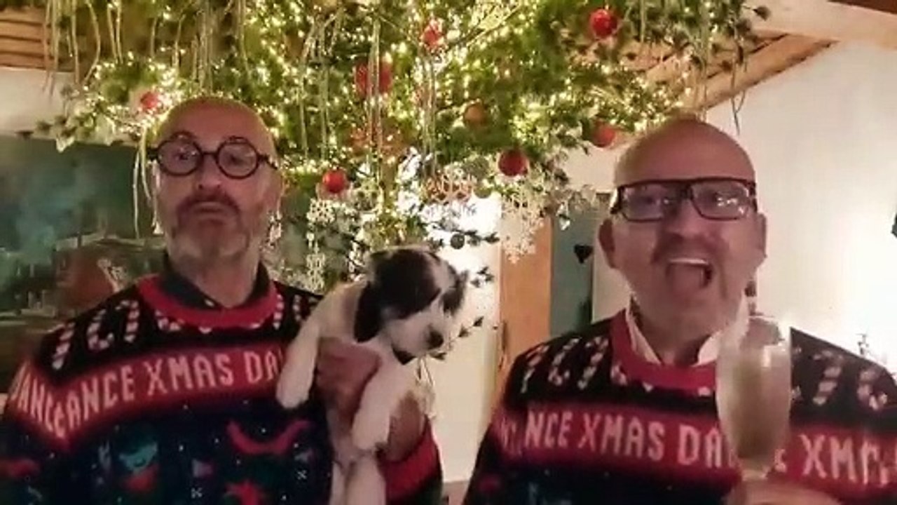 Manuel Luís Goucha e Rui Oliveira cantam música de Natal aos fãs