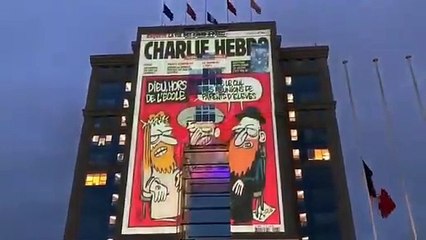 Caricaturas de Maomé projetada em prédios na França