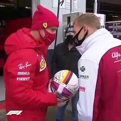 Sebastian Vettel, Mick Schumacher, capacete