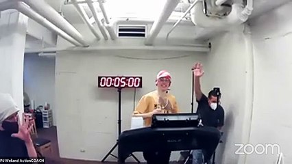 Freira corre maratona em passadeira para angariar dinheiro para pobres