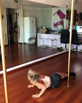 Novo projeto . Luciana Abreu mata saudades de pole dance