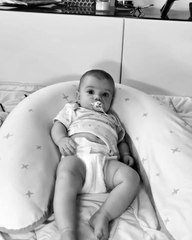 Diogo Piçarra canta para a filha e mostra vídeo desse momento carinhoso