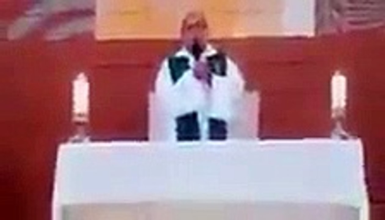 Padre deseja morte a fiéis que não vão à missa por causa da Covid-19